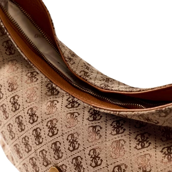 Bolso de Hombro Camden Marr&oacute;n   4