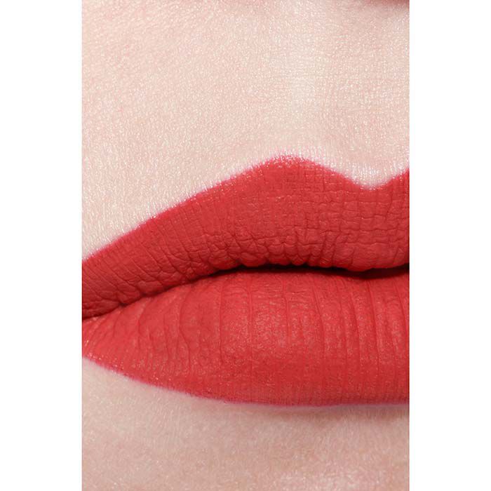 ROUGE ALLURE LIQUID VELVET   4