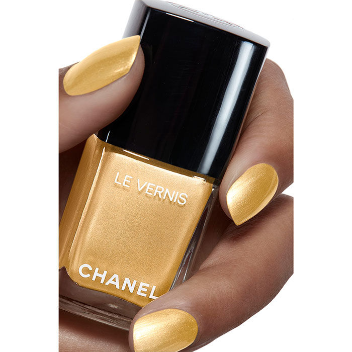 LE VERNIS   2