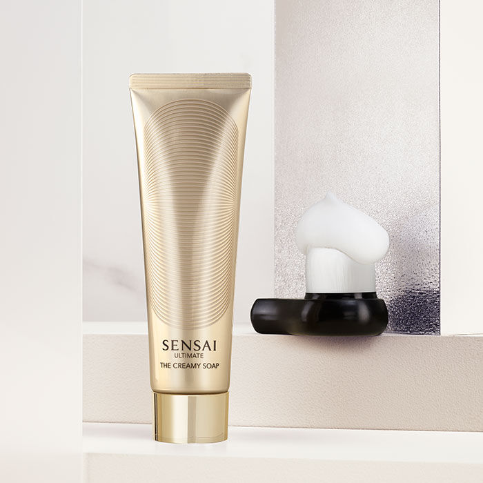 Ultimate The Creamy Soap With Brush  125ml-196543 2