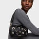 Bandolera Audree Eyelets Negra   3
