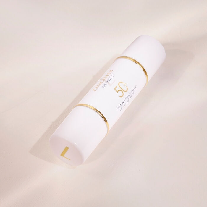 Sun Perfect Youth Protection Sun Clear & Tinted Stick SPF50  12g-219163 5