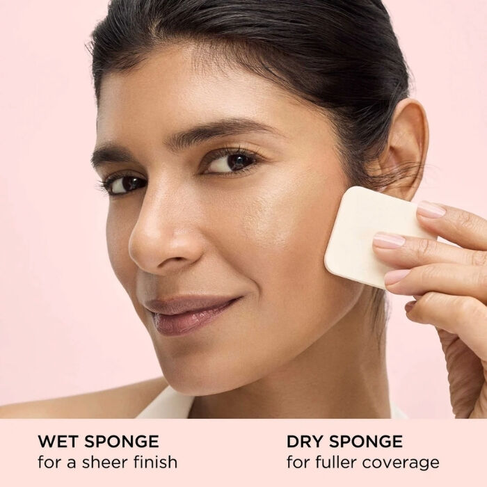 Flawless Finish Sponge-On Cream Makeup   7