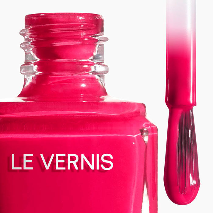 LE VERNIS   4
