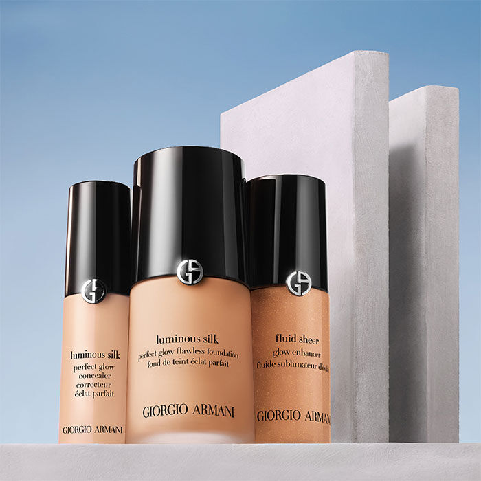Luminous Silk Foundation   4