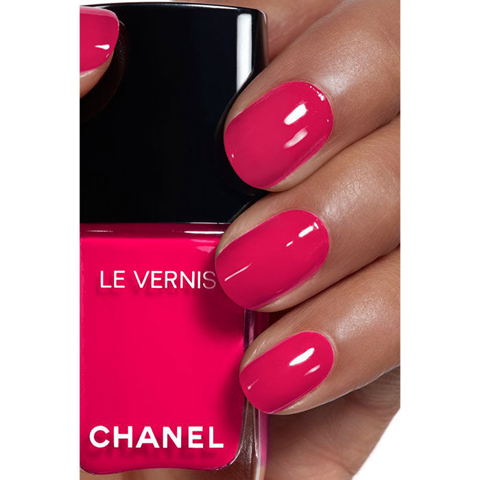 LE VERNIS   2