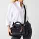 Bolso de Mano Evie Charms Negro   1