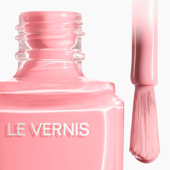 LE VERNIS   4