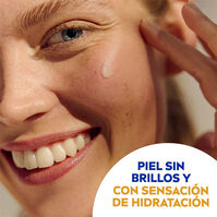 Protección Facial Derma Skin Clear SPF50+  40ml-219186 4