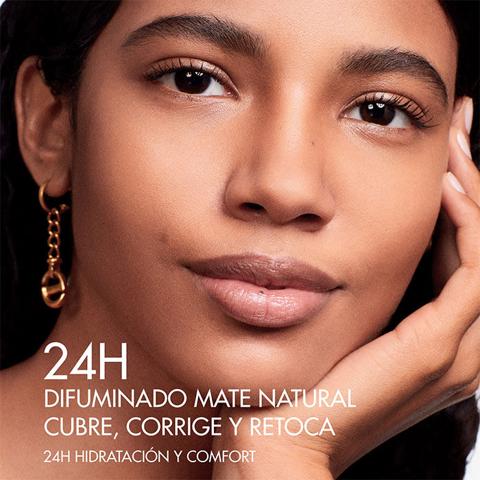 DIOR FOREVER SKIN PERFECT   5