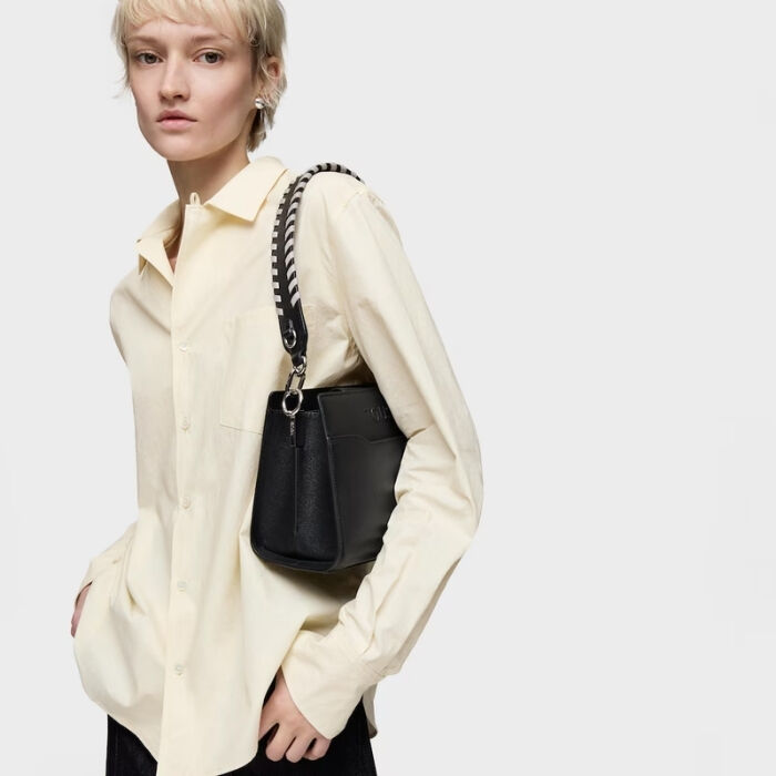 Bolso Shopper Pequeño Audree Saffiano Negro   4