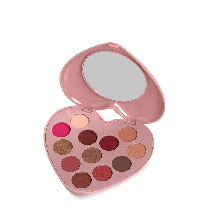Magic Studio Love Vibes Heart Eyeshadow Palette | Comprar